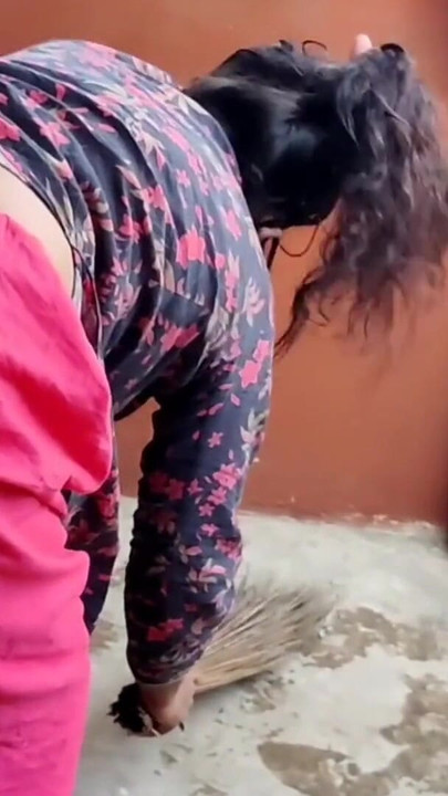 Schönes indisches mädchen doggystyle sex | Clip 1