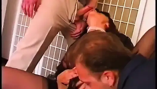 Senin ahlaksız kokunu seviyorum