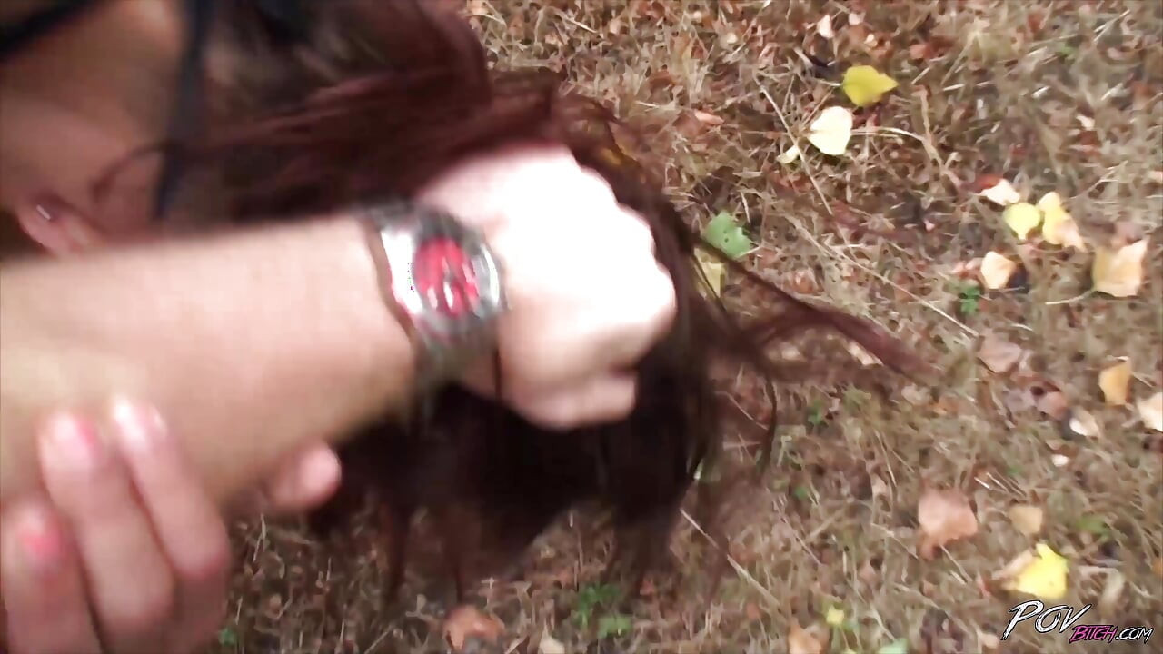 Horny busty girlfriend wants to try hardcore outdoor fuck