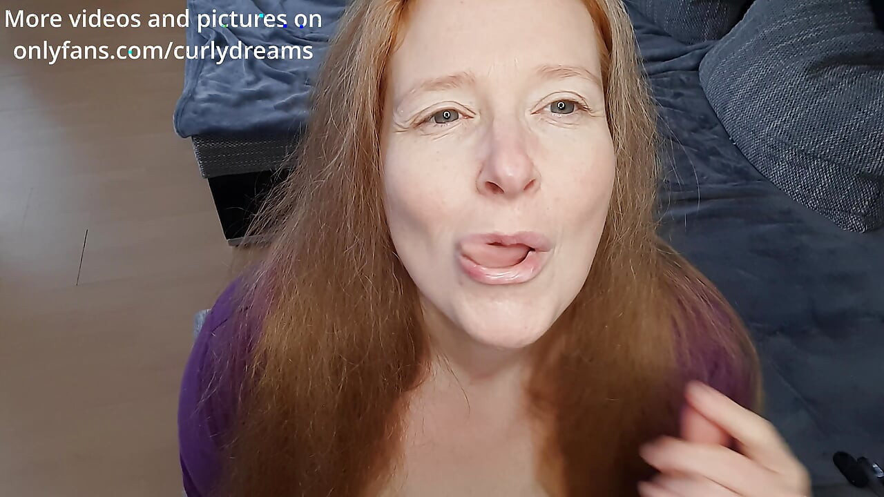 Curly_Dreams Trek je lul af en spuit je crème in mijn gezicht - Behandel mijn kut met je tong