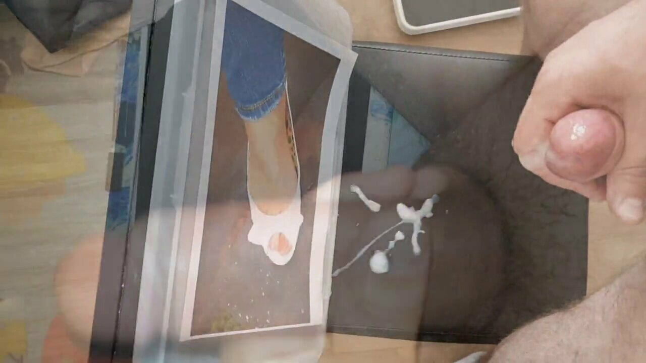 Cum for my feet
