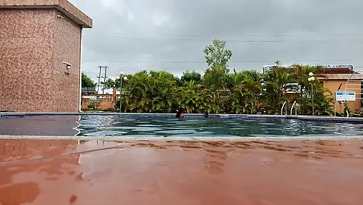 Sperm Floating in the Pool, Hard Sex in the Water, Double Orgasm