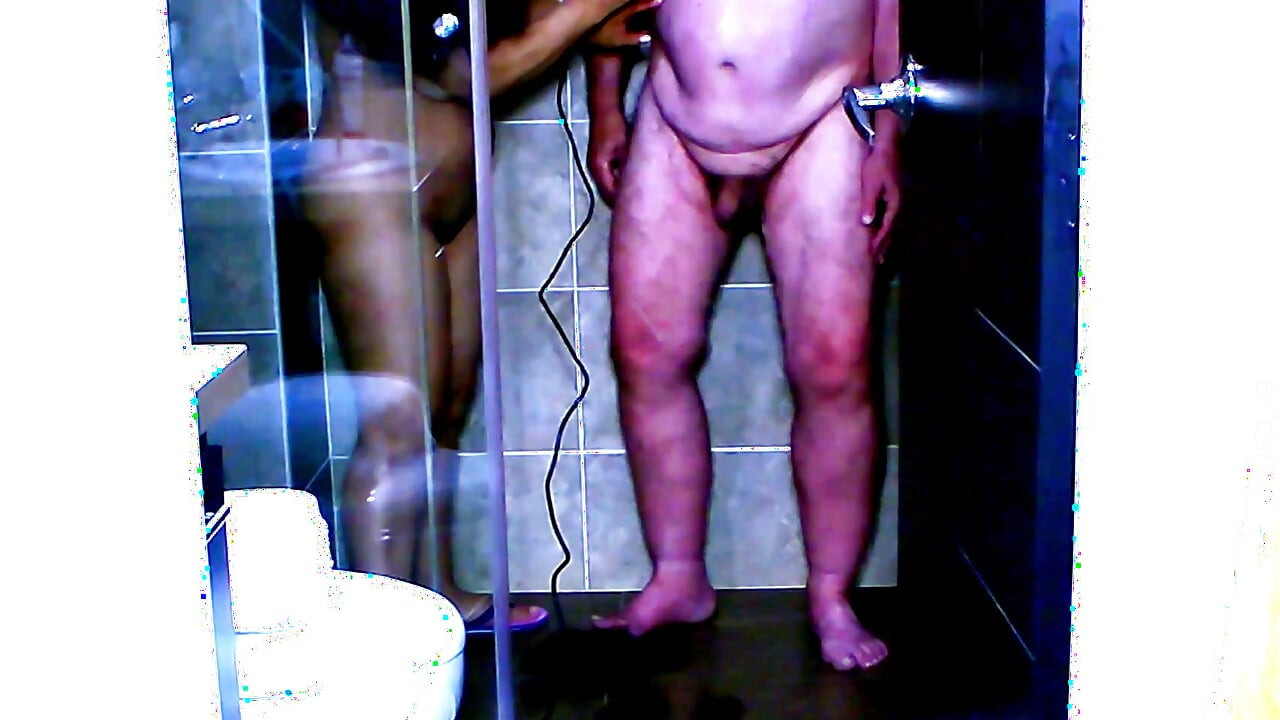 Obrijam jaja sa Garabasom i Olgom