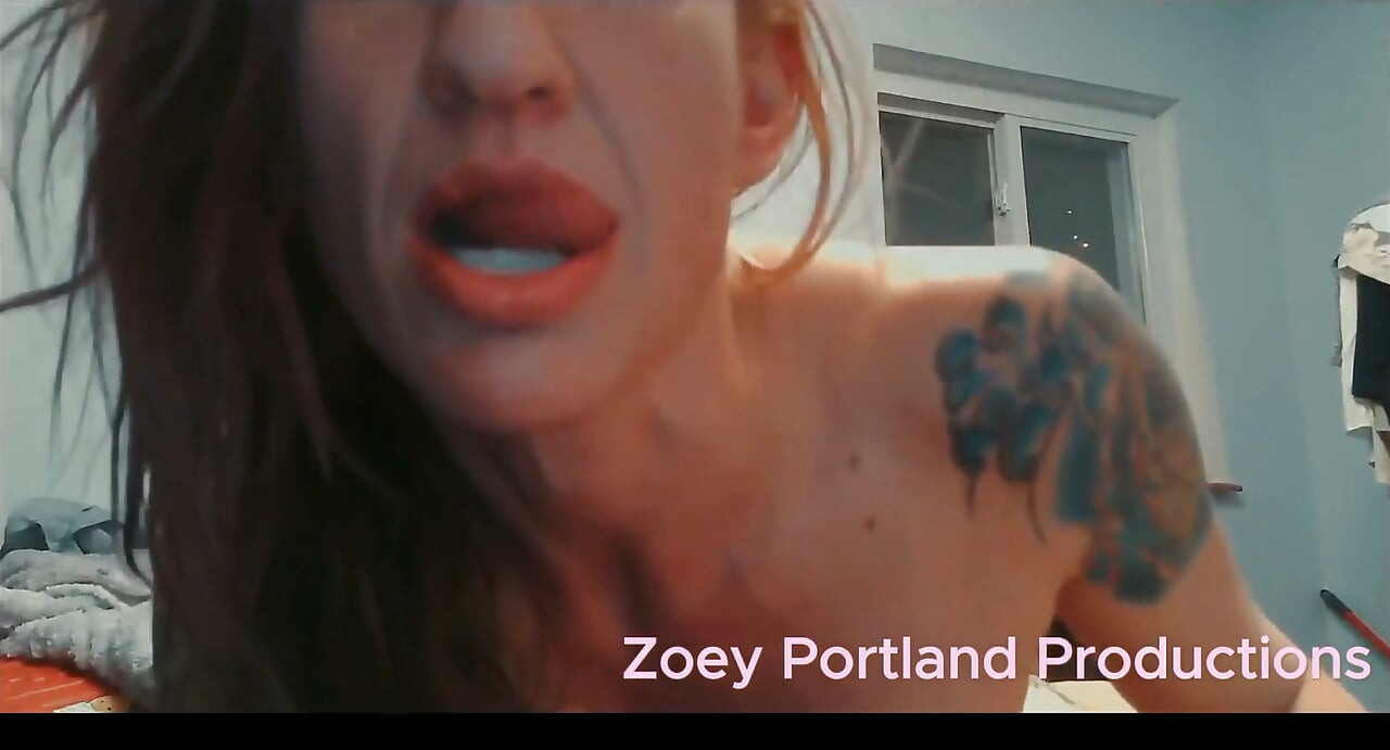 Zoey Portland Plays with Pussy Pornstar 2026
