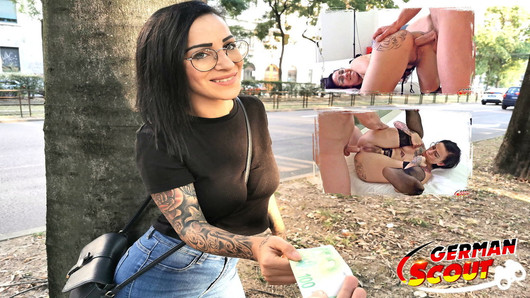 Exploradora alemana - primer anal para la estudiante natascha en la recogida