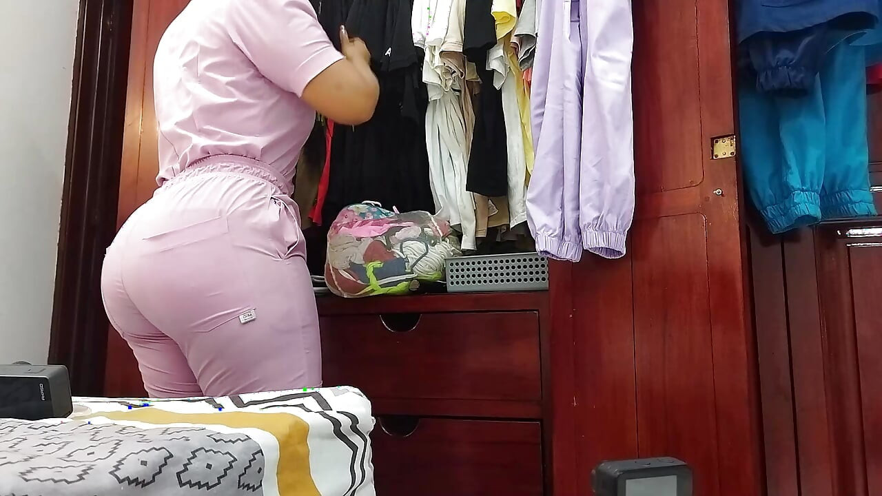 Camera records the big ass nurse