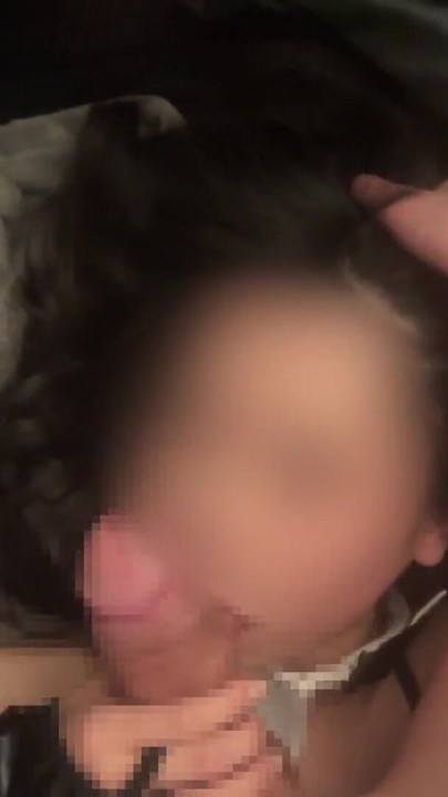 [Private Filming] Happily Sucking a Big During Cowgirl Fellatio | Clip 1