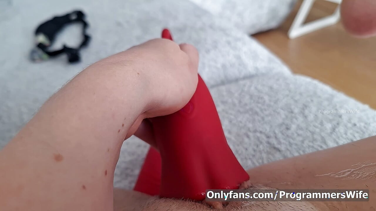 POV Solo Girl Cums Hard Using Vibrator with Moving Lips and Tongue - Programmerswife