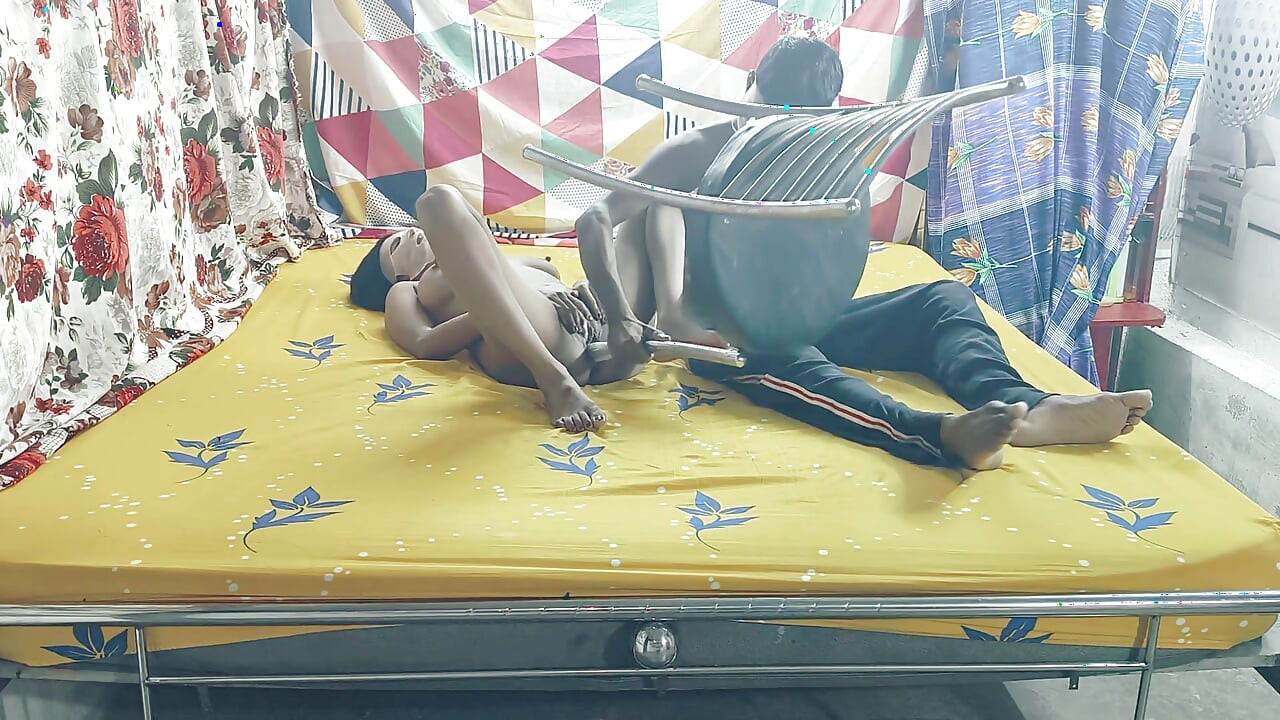 Indian Bitch Fucks with Thief When She Masturbates with Herself