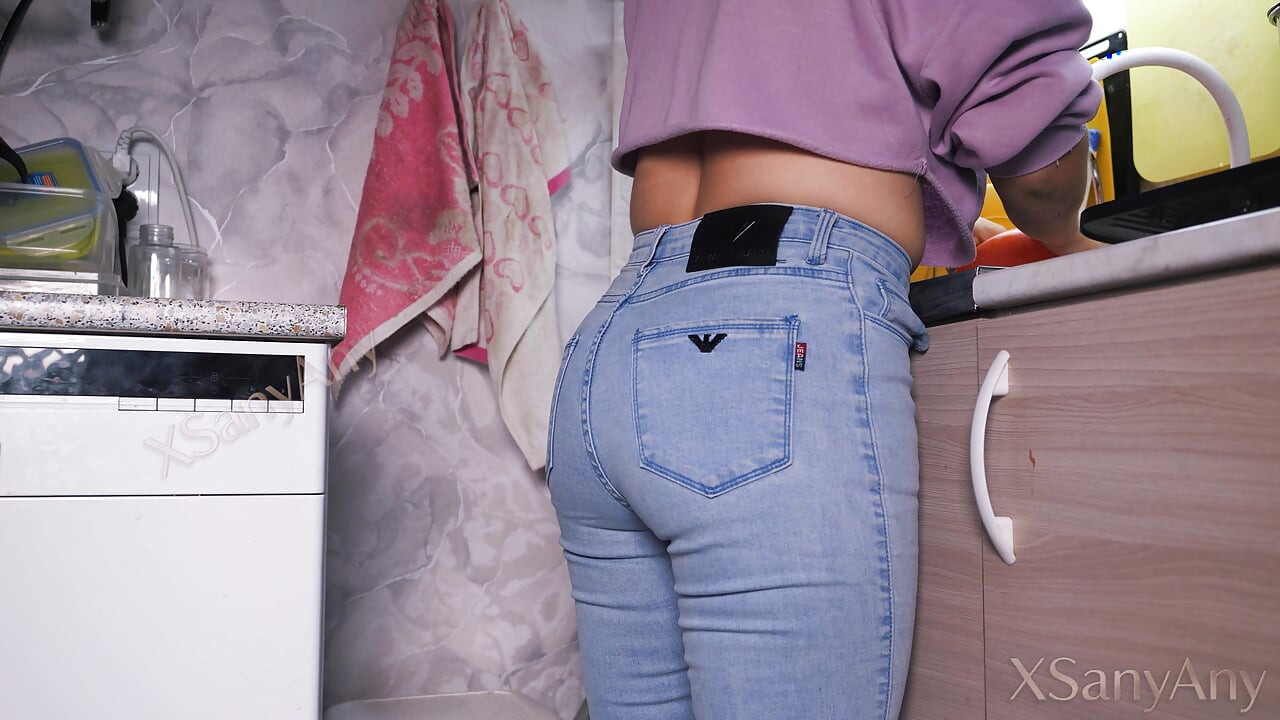 Cumming in my Maid's SEXY Ass with Jeans while she was Washing Dishes in the Kitchen (FREE USE)