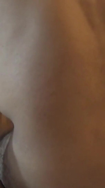 Památný okamžik od "Tina Nandi BTS šukání hardcore hindské audio"