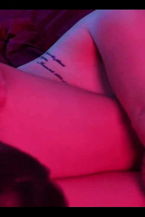Christmas Creampie From Daddy
