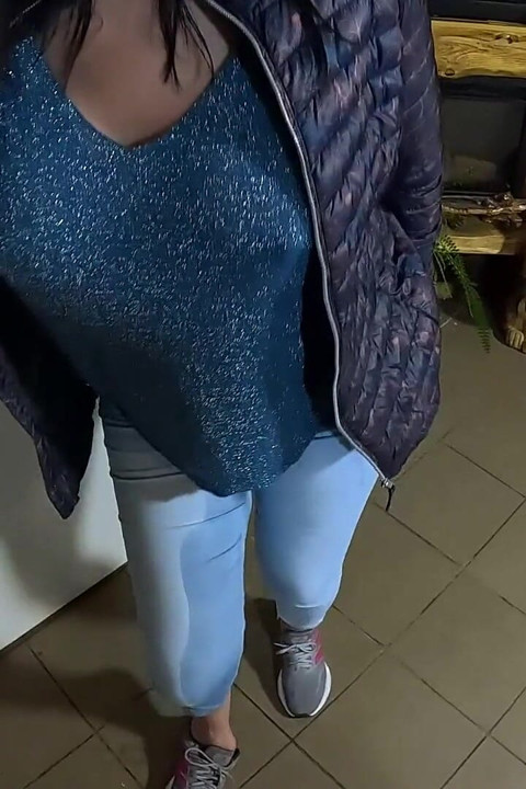 Cameltoe MILF Dances, Teases & Pees in Her Jeans - Wet Fetish Fantasy 335