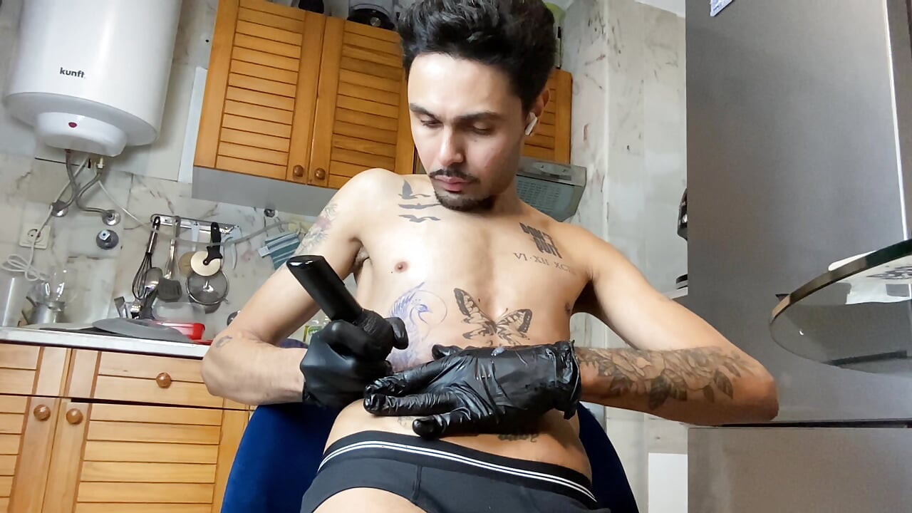 Skinny guy with a big dick sucking himself off and jerking off.