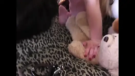 Lezbiyenler pussies keşfediyor