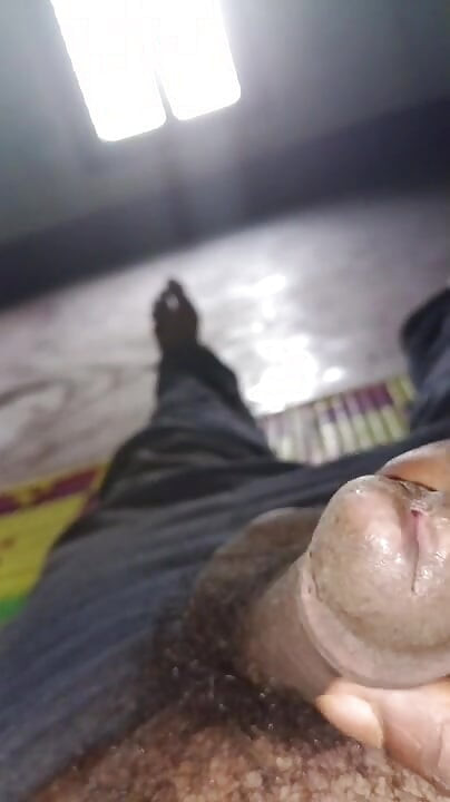 Dečko jebe curu kod kuće