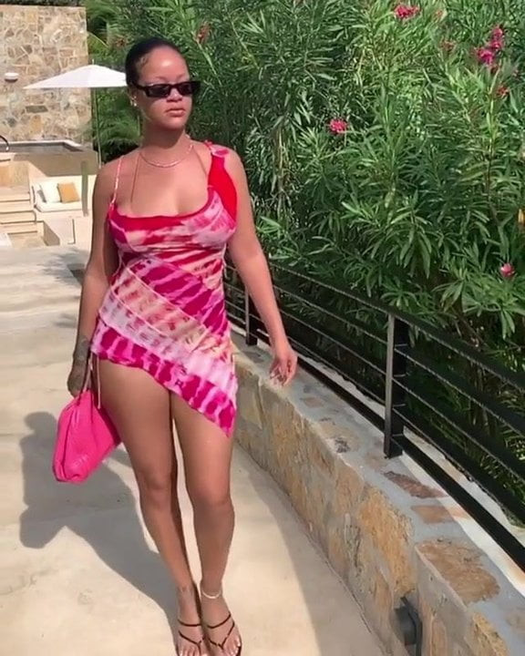 Rihanna Slowmotion