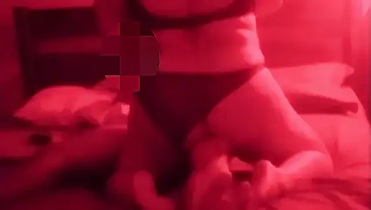 Istri panas berkencan saat suaminya pergi.