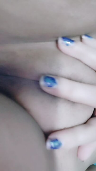 Vergin girl tight pussy