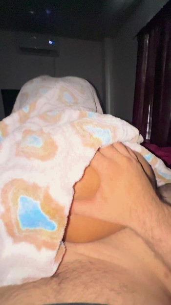 Вона хотіла мати презерватив, але воліла зняти його і проковтнути все