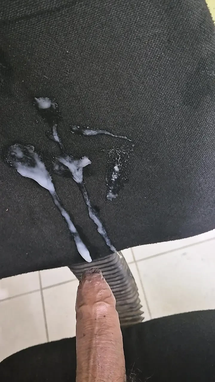 Fuck office chair and Double cum shot by indian men