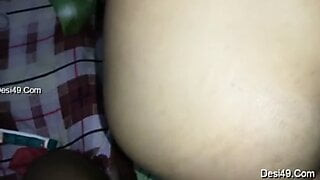 Desi Bhahi First Time trying Anal Fuck With Clear Hindi