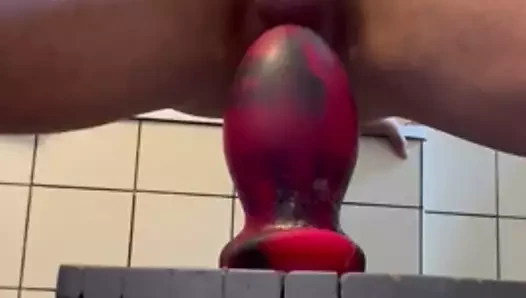 Danish porn video – Riding plug from Topped Toys