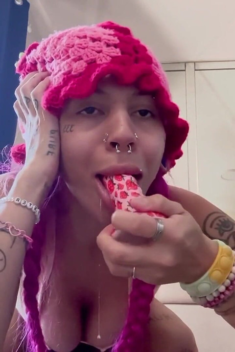 Dildo Sucking Deep-throating Teen Drool Face-fucking