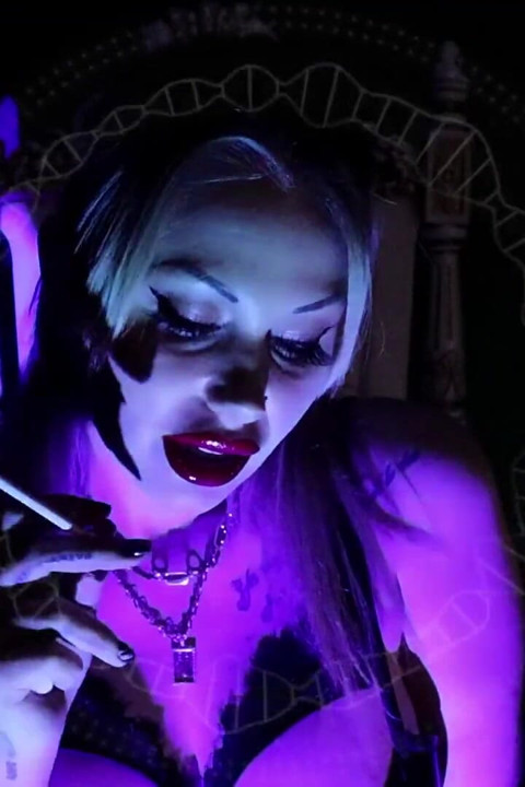 Come into my smoking magic web!