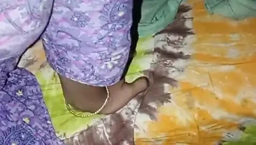 Я трахнул мачеху моей племянницы перед ней.