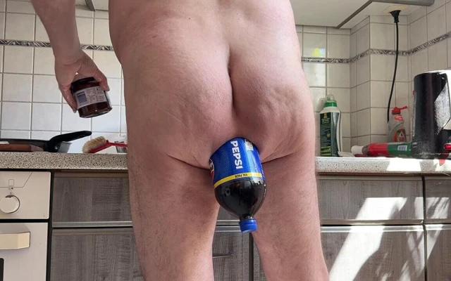 Extreme Anal - Fun in the Kitchen!
