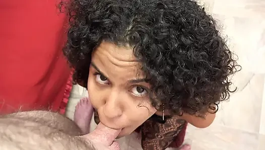 Студентка латина Alix Avery благодарит Logan с ее сладкой пиздой