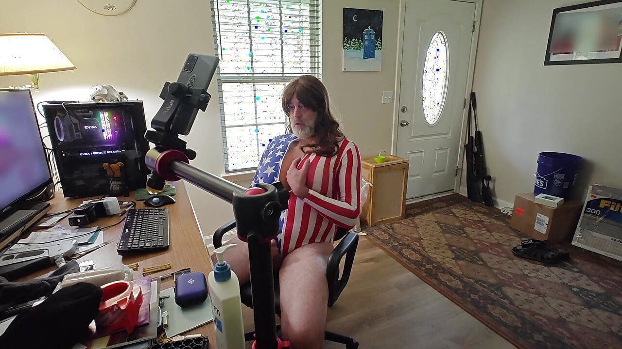 Live Cam Show Behind the Scenes