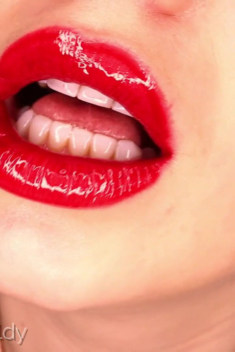 You Will Fulfill One My Wish in Exchange for Worshiping My Lips and Lipstick