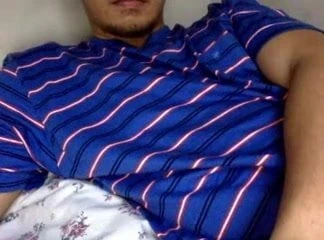 19 Yr Old Filipino Hunk Cums on Webcam