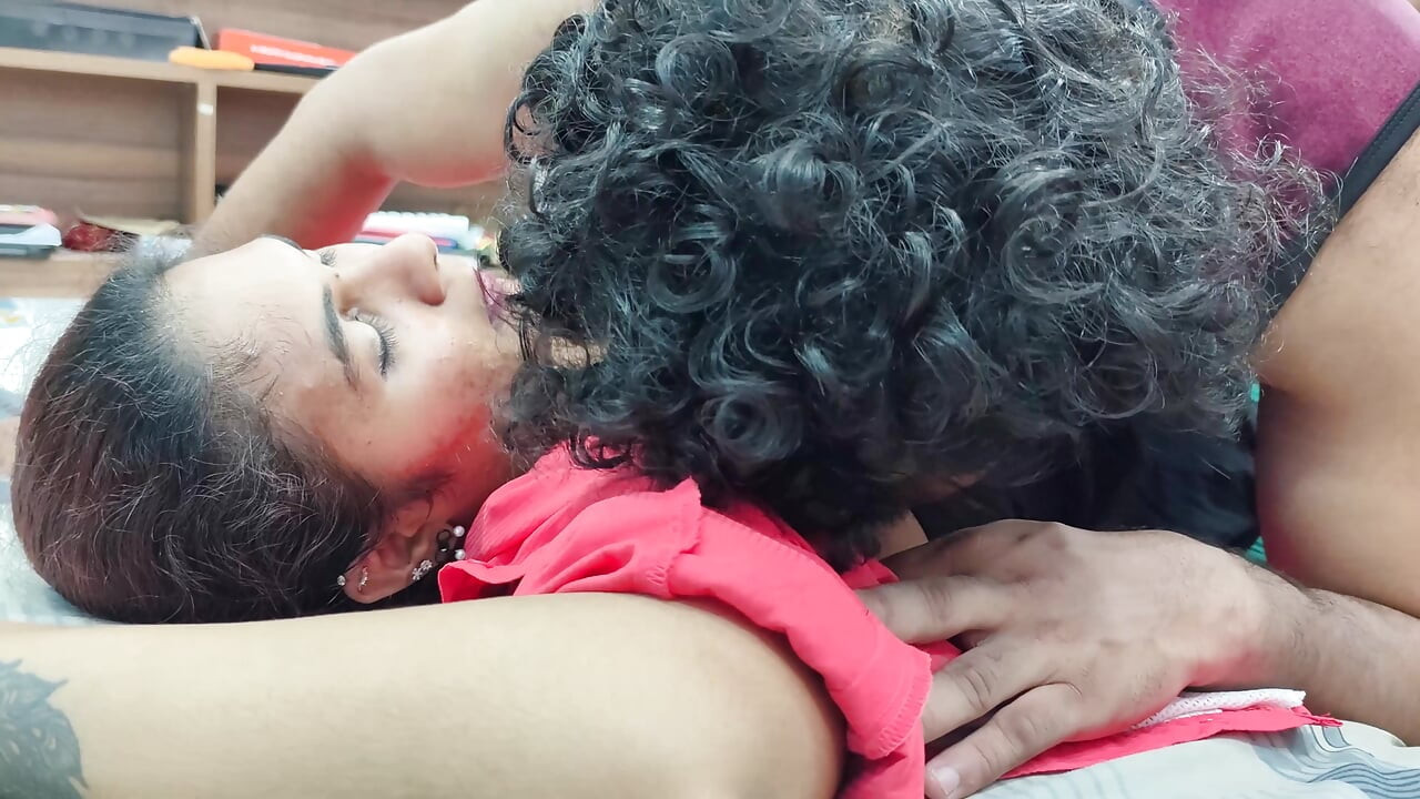 Lip lock with armpit lick and navel lick romance in bed