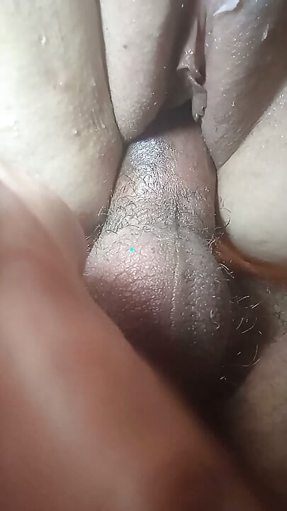 Puke at puwit niya ang tinatanggap ng kantot.