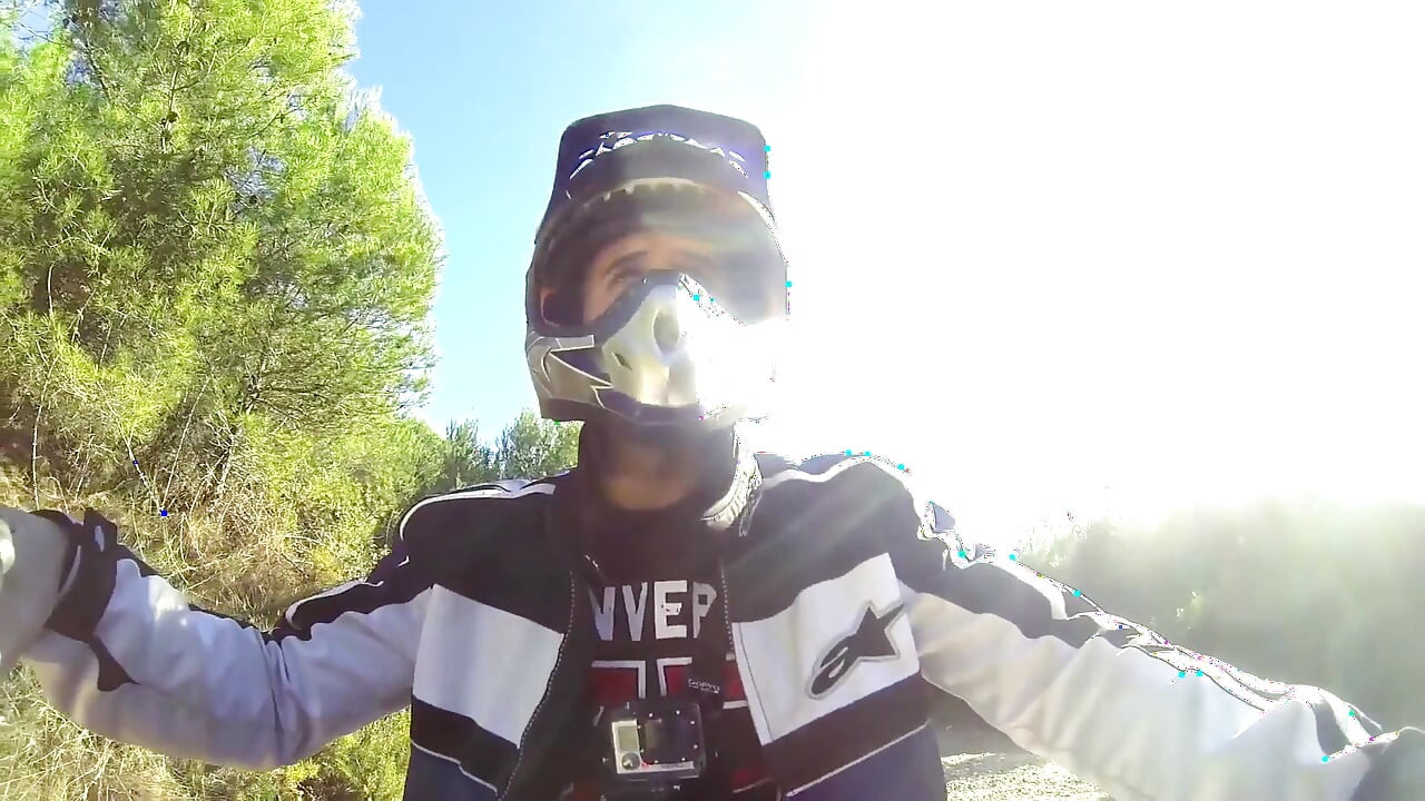 Outdoor photoshoot leads to porn shoot