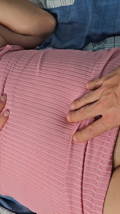 First virgin sexual intercourse, I gave my girlfriend a treat and got her virgin pussy! | Clip 1