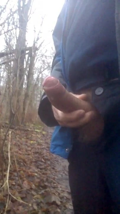 Me cumming outdoor