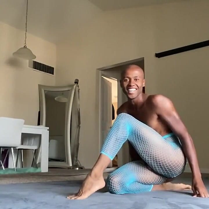 当你下山时，你把我旋转右圆宝贝