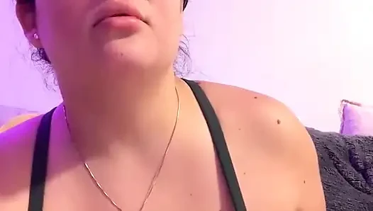 Live Stream with Dani Valentina
