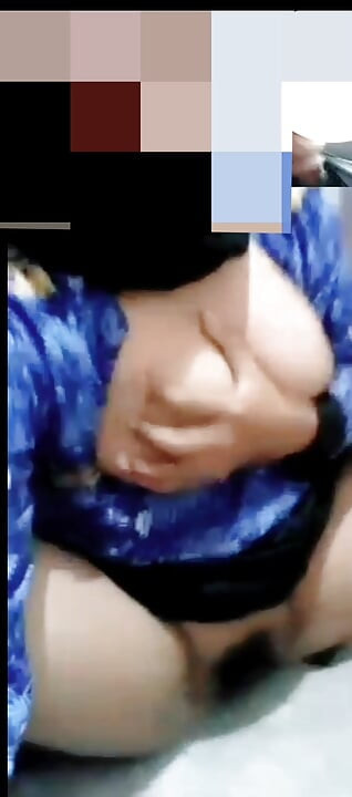 真實一個美麗的公務員繼母老師與高中生