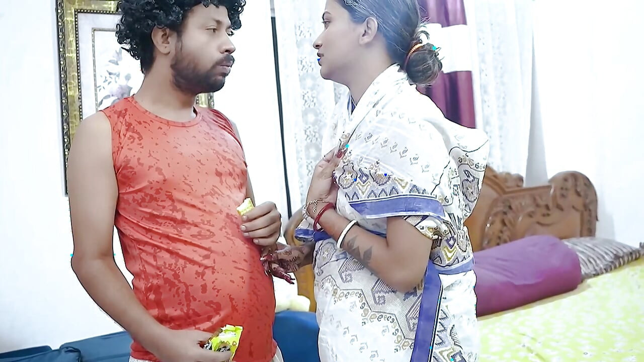 Budhi stepdadi ko chocolate deke chod diya
