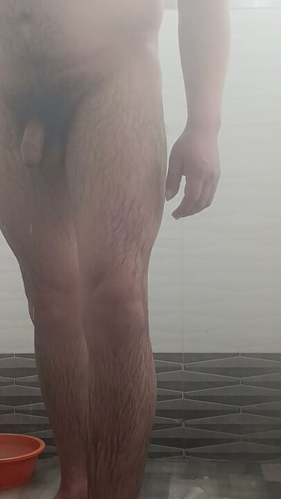 거품, 발기, 그리고 샤워 속의 쾌락