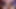 3人の好奇心の強い男の子がしゃぶって撫でる