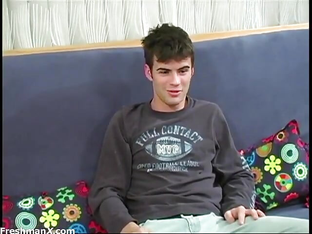 Ryan se masturbează