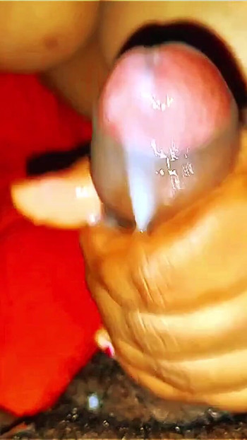 Must-share moment from "Desi real homemade blowjob and cumshot"