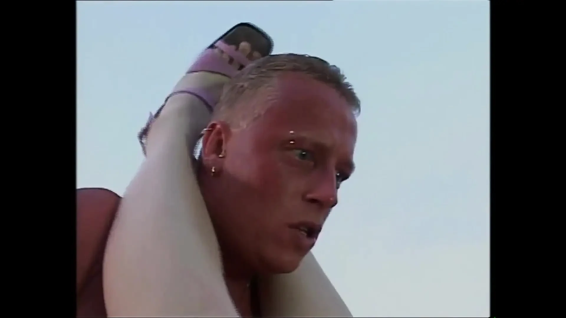 Max S Studios dan porno filmlar