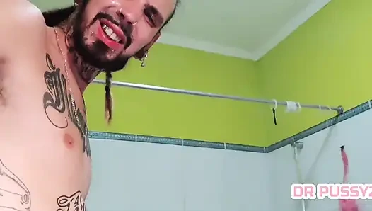 Büyük götlü itaatkar Afrikalı'da en iyi derleme boşalması